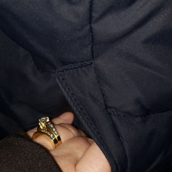 Hollister Hooded Vest - Picture 8 of 12